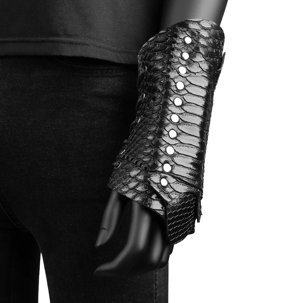Transgraniczne Średniowieczne  – Cosplay Prop Patterns recenzja i cena